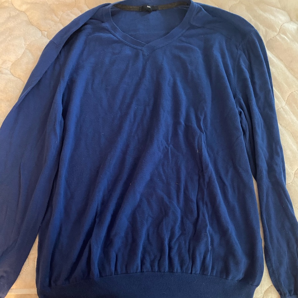 Long sleeve vneck